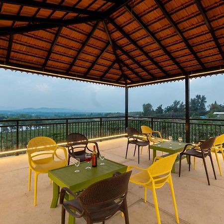 Stayvista'S Harvest Haven - Pool-View Villa With Deck & Machan Near Sula Nászik Kültér fotó